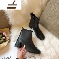 尗卡马丁靴女英伦风2020新款百搭黑色粗跟短靴韩版网红街头靴子女女士靴子