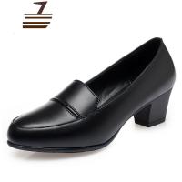 尗卡牛皮新款真皮女单鞋高跟中老年女士皮鞋妈妈鞋中跟大码女鞋