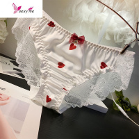 日系少女蕾丝内裤性感水钻装饰爱心绸缎丝滑三角裤 FISH BASKET