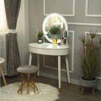 梳妆台卧室 现代简约小户型迷你化妆桌实木北欧网红化妆台带灯