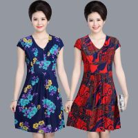 2019新款夏装反季大码印花妈妈装连衣裙修身中老年女短袖碎花裙子