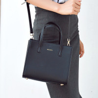 知壹2018夏季新款韩版简约小方包女士手提包十字纹单肩包休闲小斜挎包