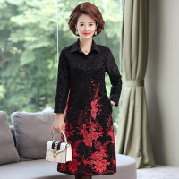 艳如飞妈妈秋装气质外套薄款中长款刺绣上衣中老年女装宽松大码风衣减龄风衣