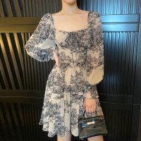 艳如飞大码女装春季新款法式复古连衣裙胖mm收腰显瘦长袖方领印花雪纺裙大码女装