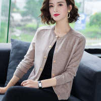 艳如飞妈妈春装春秋针织开衫外套女短款中年轻时尚洋气质高贵披肩二八月妈妈装