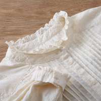 艳如飞高端定制棉绣布 木耳立领娃娃衫女式衬衫 森系打褶复古文艺开衫衬衫