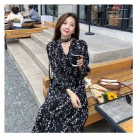 艳如飞雪纺碎花连衣裙女春装收腰显瘦气质长裙心机设计感赫本风小黑裙潮连衣裙