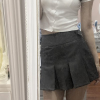 艳如飞JMSHOP 韩校学妹 搭扣设计深灰百褶裙秋季新款半身裙学院风裙裤女休闲裤