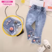 七斓女童小喇叭裤秋装2022新款女宝宝洋气时髦牛仔裤小童春秋休闲裤子