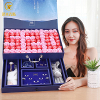 情人节新年送女友生日女生创意闺蜜实用结婚纪念日送老婆女孩浪漫表白项链耳饰礼品大礼盒