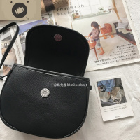 奶兔星球-自制 日系女孩复古包边荔枝纹马蹄形小皮包斜挎小方包 艾狄伊娃女斜挎包