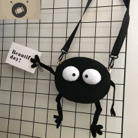 2020新款包包女潮牌夏季学生百搭帆布包千与千寻小煤球单肩斜跨包 艾狄伊娃单肩包