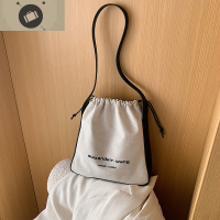 网红日系帆布水桶包包女2020新款潮韩版百搭大容量单肩包洋气挎包 艾狄伊娃单肩包