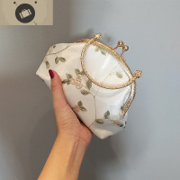 2019新款花朵晚宴包复古手包汉服包包名媛手拿包宴会女包旗袍包包 艾狄伊娃手提包