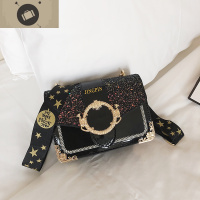 包包女2020新款质感漆皮亮片小方包百搭韩版宽肩带休闲单肩斜挎包 艾狄伊娃单肩包