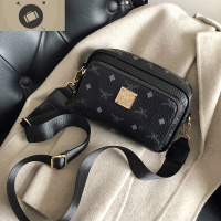 斜挎相机包chic包包女2020新款韩版百搭时尚单肩复古宽肩带小方包 艾狄伊娃单肩包