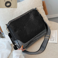 网红款亮片休闲大包2020夏季新款潮时尚宽肩带大容量单肩斜挎大包 艾狄伊娃单肩包