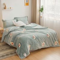 Sleepy Bear 珊瑚绒毯子夏季薄款小毛毯毛巾被子床单双人夏天空调午睡毯法兰绒