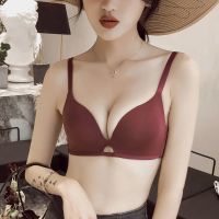光面无痕无钢圈镂空内衣套装聚拢上托性感舒适薄款文胸罩女红色