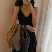 网红新款V领打底衫吊带背心内搭外穿纯色修身显瘦无袖短款上衣女