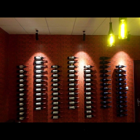欧式红酒架壁挂简约悬挂葡萄酒架酒柜现代墙壁挂墙艺术酒瓶展示架