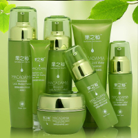 本植物坚果化妆品套装正品女补保湿收缩毛孔乳学生护肤品