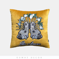 GUMAS家居复古姜色狗狗定制款刺绣靠枕抱枕