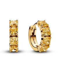 pandora女士镀金黄圈耳环镶立方氧化锆防刮设计