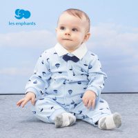 丽婴房童装男宝宝小绅士领结连体衣婴幼儿印图连身装2020春季新款