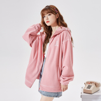 唐狮秋冬新款女外套凯伊莱文龙宝连帽前胸绣花摇粒绒短款上衣