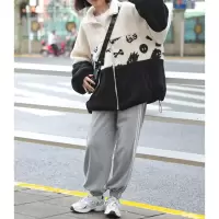 [1折价79.9元,叠加优惠券]唐狮冬季外套女韩版宽松立领拼接满印保暖上衣bf风百搭