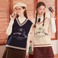 [3件8.5折93.4元,叠加优惠券]唐狮前胸文字V领绞花背心女新款学院风毛衣马甲外穿毛衫xz