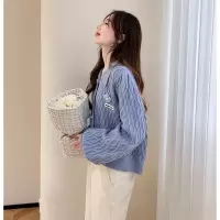 [3件8.5折118.9元,叠加优惠券]唐狮秋冬新款女翻领左胸小花短款开衫外套百搭可爱chic