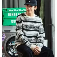 [3件8.5折110.4元,叠加优惠券]唐狮毛衣男生冬季新款复古潮流满身花几何费尔岛男毛衫潮流