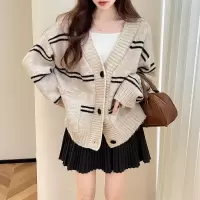 [1折价52.9元叠加优惠券]唐狮细条纹V领开衫外套女新款秋季杏色日系毛衣女设计感qd