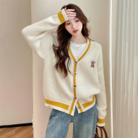 唐狮2024新款毛衣女秋冬简约风小熊刺绣针织开衫学院风毛衣外套qd