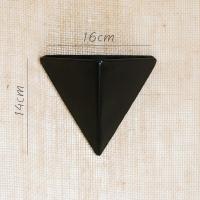 家柏饰(CORATED)黑三角壁挂花器 花盆 墙面装饰杂货花园种植几何设计 三角壁挂花器小号 大