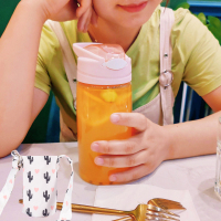 吸管杯大人水杯风成年少女杯子便携产妇孕妇塑料杯 曲面-樱粉-500ML-带防烫杯套[收藏加购送杯刷]