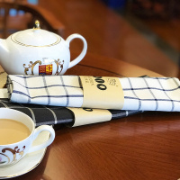 现代简约格子餐垫学生餐垫布家用隔热垫布艺餐桌垫美食拍照摆拍布