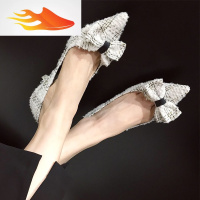 FISH BASKET2019冬季新款尖头细跟单鞋女时尚水钻甜美蝴蝶结浅口黑色春季女鞋