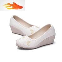 FISH BASKET春秋复古禅意女靴子老北京布鞋坡跟绣花鞋复古内高跟女鞋白鞋休闲鞋