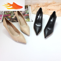 FISH BASKET单鞋女2019秋季新款韩版百搭尖头铆钉女鞋细跟高跟时装鞋