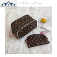 化妆包小号便携韩国简约大容量多功能防水洗漱包女网红随身收纳包 三维工匠