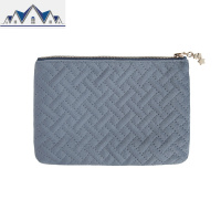 原创设计复古丝绒少女心化妆包随身小号收纳包便携收纳袋 三维工匠