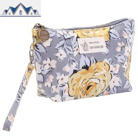 便携防水布化妆包可爱女印花零钱数码收纳包旅行小号拉链洗漱包 三维工匠