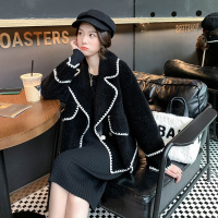 羊羔毛外套女新款秋冬季加绒加厚百搭黑色小个子香风呢子大衣臻依缘