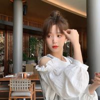 露肩小衫纯色女薄款衬衣2021年春季新款法式小众泡泡袖洋气上衣潮 臻依缘