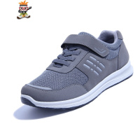 爸爸鞋子男40-50岁 男鞋中年人男装休闲老年健步鞋男士运动款布鞋 闪潮