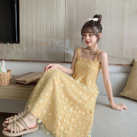 网纱白色小雏菊吊带裙女夏显瘦气质甜美森系连衣裙超仙小清新裙子