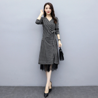 班俏BANQIAO休闲格子连衣裙秋装2021年新款女微胖减龄显瘦遮肉设计感小众裙子